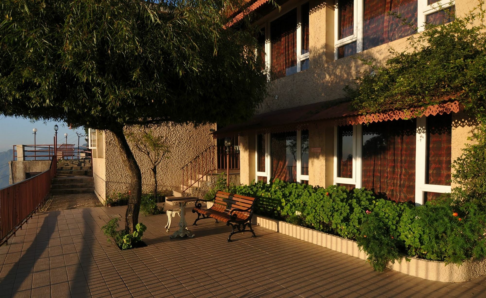 Hotel Club Mahindra Mussoorie Zewnętrze zdjęcie